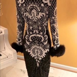 Vintage pearl and faux cuff dress GORGEOUS 🥰